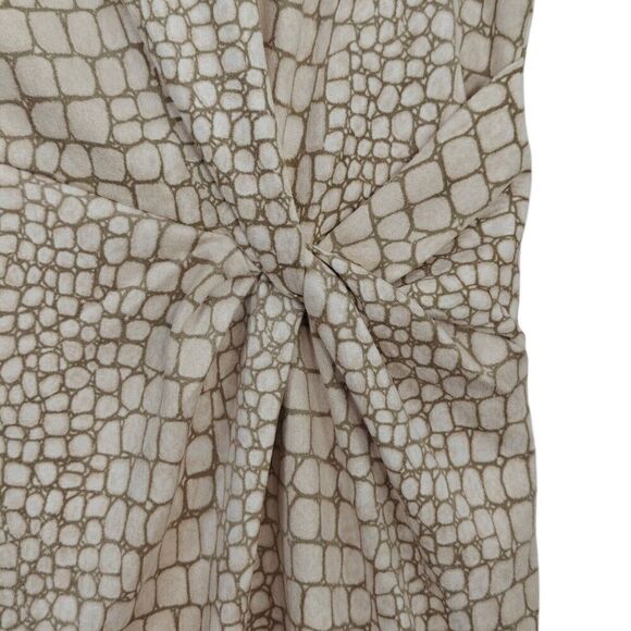 J. McLaughlin Kamala Faux Suede Shift Dress Size Large Beige Crocodile Print NWT - Picture 3 of 9